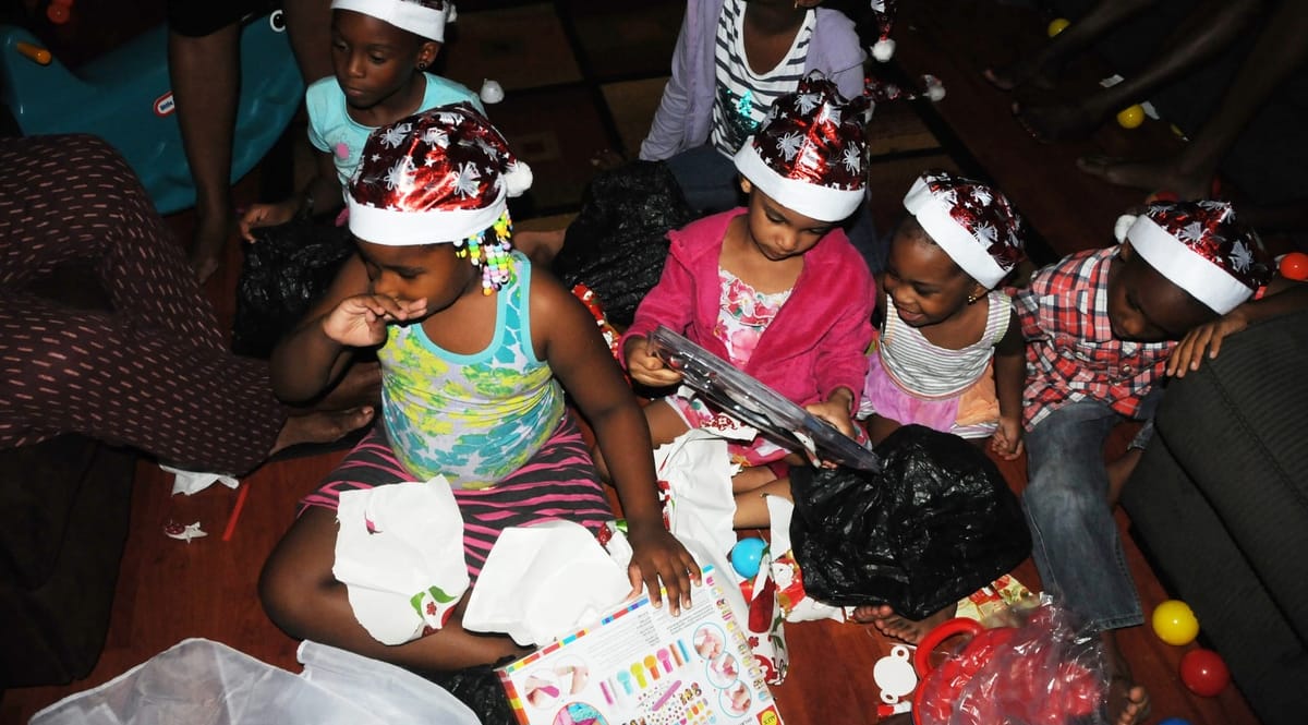 A Festive Season of Wonder: How Holiday Play Sparks Cognitive Growth